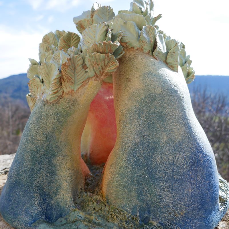 Arbres conciliabule dialogue vivant sculpture céramique couleur Gaëlle Monnerie