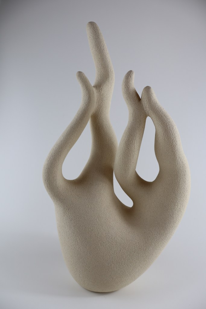 Arbre vivant sculpture céramique formes dansantes Gaëlle Monnerie