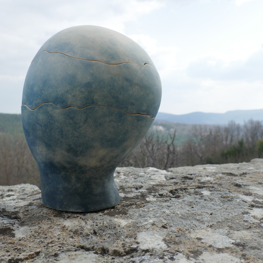 Sculpture céramique tête paysage rêverie jardin intérieur montagne vivant Gaëlle Monnerie